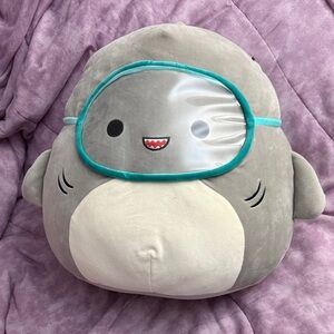 Squishmallows Gordon the Shark with Goggles